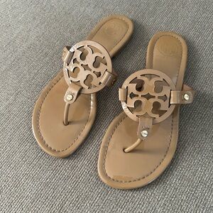 Tory Burch Tan Sandals size 7